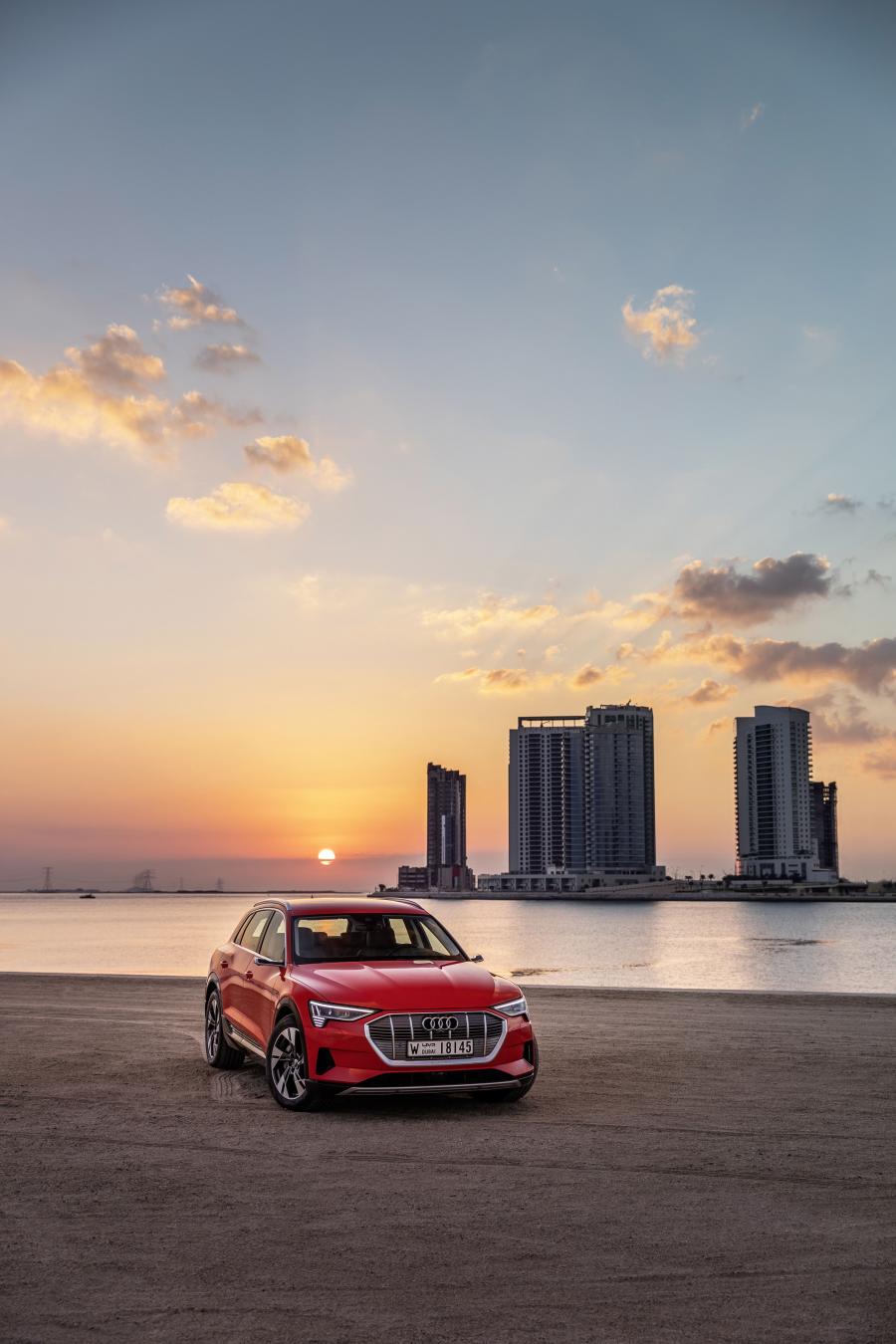 Audi e-tron 55 Quattro 2019 года  (WW) (фото 197 из 452)